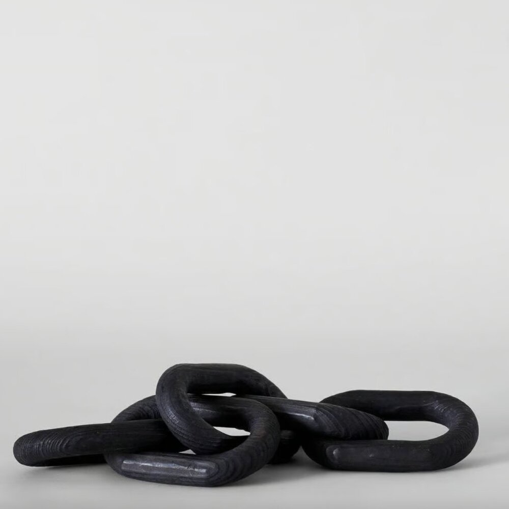 Black Wood Linked Rings Chain - Picture 2 of 3